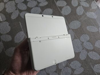 Redeem New Nintendo 3DS + 11 Juegos
