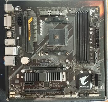 Gigabyte B450 AORUS M AMD B450 Micro ATX DDR4 AM4 2 x PCI-E x16 Slots Motherboard