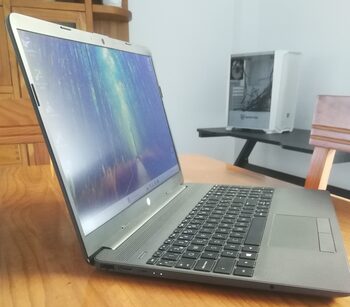 Portatil Hp Amd Ryzen 8gb ssd 256gb Ati 2gb