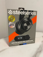 SteelSeries Arctis Nova Pro Wireless