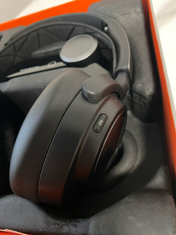 Redeem SteelSeries Arctis Nova Pro Wireless