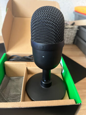 Get Razer Seiren Mini mikrofonas