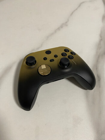 Xbox Series Controller Gold Shadow.