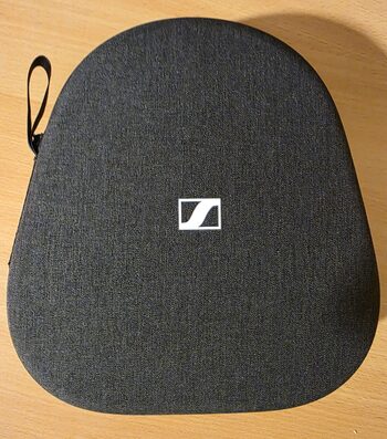 Sennheiser momentum 4