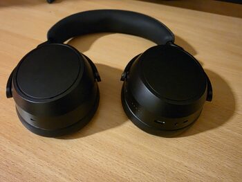 Sennheiser momentum 4