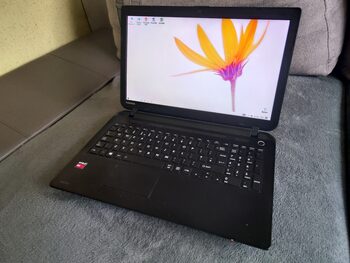 Get Toshiba A4/15,6"/8gb/SSD/w10/gera baterija