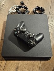 PS4 slim 1tb su žaidimais