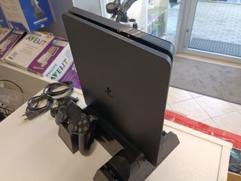 Playstation 4 Slim su Žaidimais