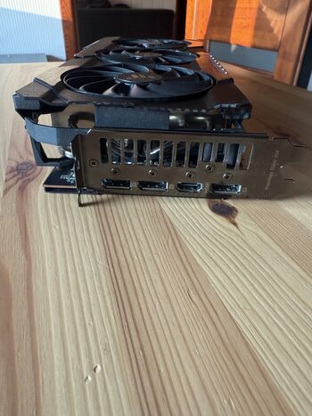 Asus Radeon RX 6700 XT 12 GB 2321 Mhz PCIe x16 GPU