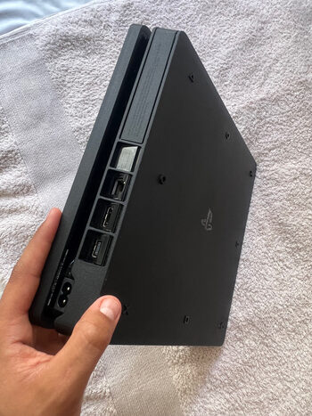 Redeem PS4 Slim - 1 Tera- ¡Como Nuevo!