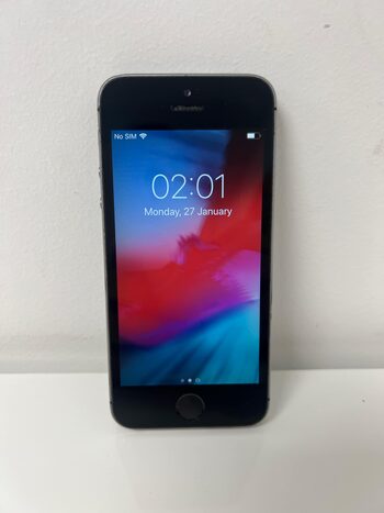 Apple iPhone 5s 16GB Space Gray