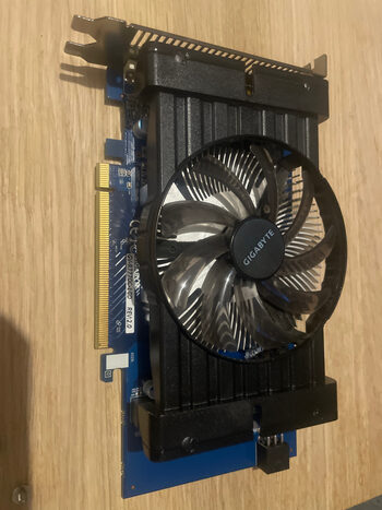 Gigabyte Radeon HD 7770 1 GB 1000 Mhz PCIe x16 GPU