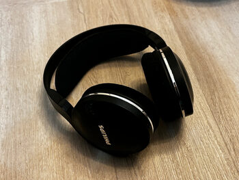 Redeem Philips SHD8850 Wireless Home Cinema Headphones