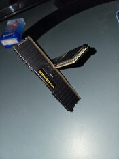 Corsair Vengeance LPX 16 GB (2 x 8 GB) DDR4-2666 Black PC RAM