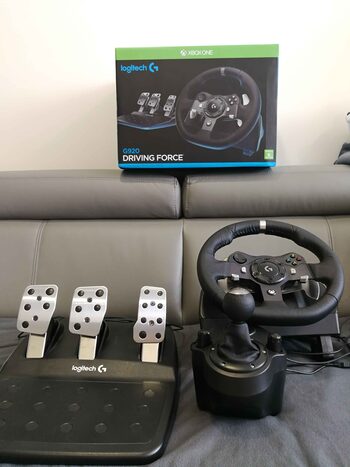 Logitech G920 vairas su pedalais ir shifteriu