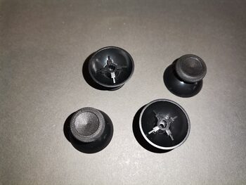 4x Xbox one pultelio analog kepurėlės / stick'ai / caps'ai