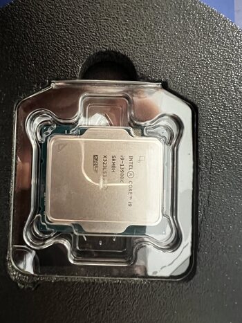 Intel Core i9-10900K 3.7-5.3 GHz LGA1200 10-Core CPU