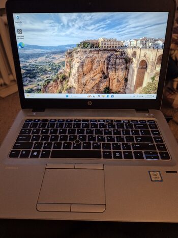 HP elitebook i5-8250/16gb ram/ssd 256gb/14" fhd ips