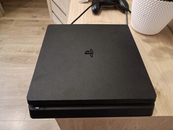 PlayStation 4, Black, 500GB