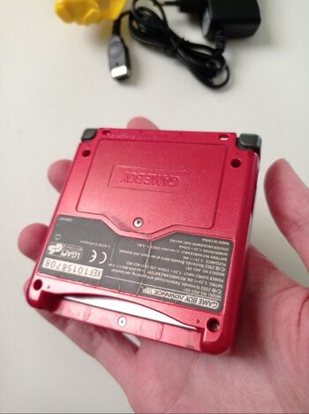 Game boy advance sp roja fuego con cargador 