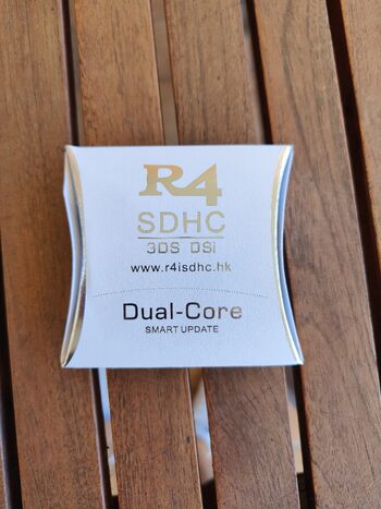 Targeta R4 SDHC Dual-Core (3ds y 2ds, DSi y Ds) for sale