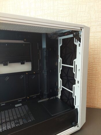 Fractal Design Meshify C ATX Mid Tower White / Black PC Case