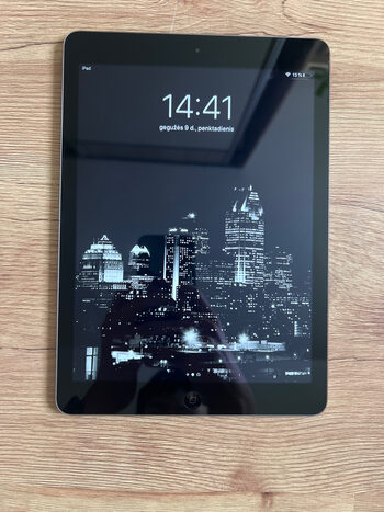 Apple iPad Air 16GB Wi-Fi Space Gray