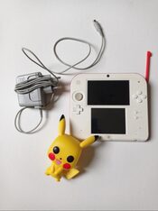 Nintendo 2ds blanca y roja con cargador y lápiz 