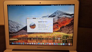 Macbook Air (2017) Intel core i5 128GB | Silver for sale