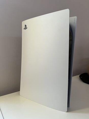 PlayStation 5, Black & White, 825GB