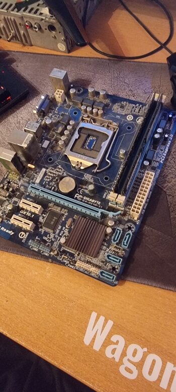 Gigabyte GA-H61M-S1 Intel H61 Micro ATX DDR3 LGA1155 1 x PCI-E x16 Slots Motherboard for sale