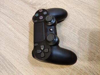 Buy Playstation 4 Dualshock 4, V2 juodas originalus pultelis