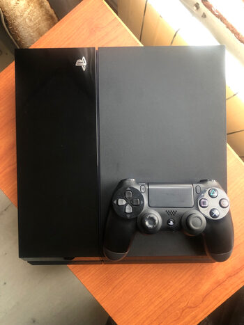 Play Station 4 for sale