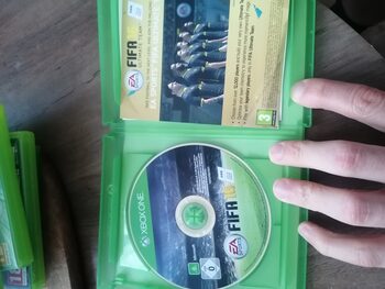 FIFA 16: Deluxe Edition Xbox One