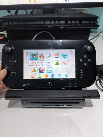 Consola Nintendo WiiU con Cables Gamepad y Mandos for sale