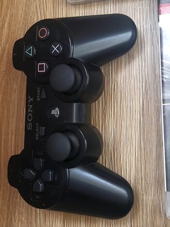 Atriša Ps3 500gb, 2 pulteliai, 40 žaidimu