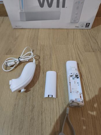 Redeem Nintendo Wii, White, 512MB