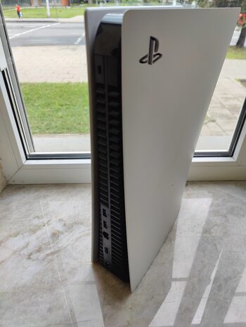 PlayStation 5, Black & White, 825GB Su defektu.