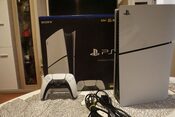 PlayStation 5 Slim, Black & White, 825GB