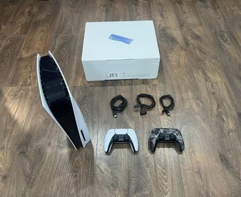 Playstation 5, Black & White, 825gb/su CD/2 pultai