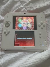 Nintendo 2DS, Red & White