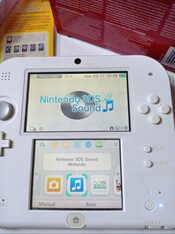 Nintendo 2ds blanca y roja con caja completa 