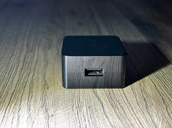 Asus USB pakrovėjas AD876020