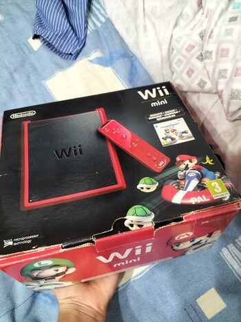 Nintendo Wii Mini + 2 Juegos