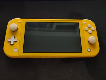 Nintendo Switch Lite, Yellow, 32GB