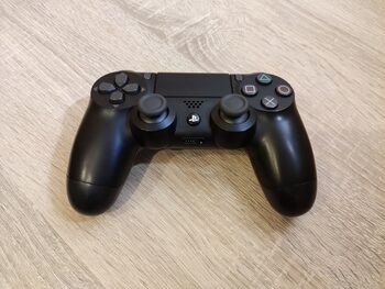 Redeem Playstation 4 Dualshock 4, V2 juodas originalus pultelis