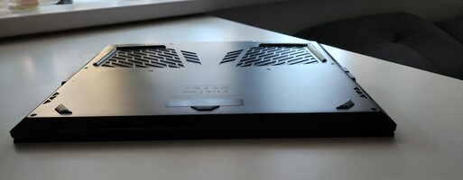Gigabyte AORUS 15X(i9/RTX4070)