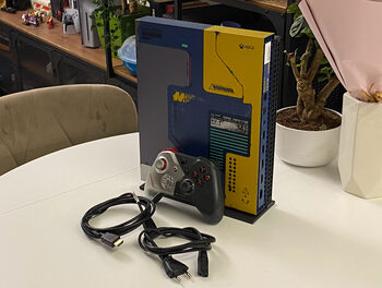 XBOX One X, 1TB, Cyberpunk 2077 Limited Edition (2)
