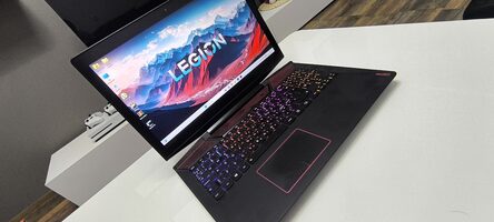 Lenovo Legion Y720