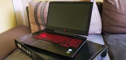 Omen i7/16gb/15,6"/gtx Ti/2xssd/w10/nauja Baterija